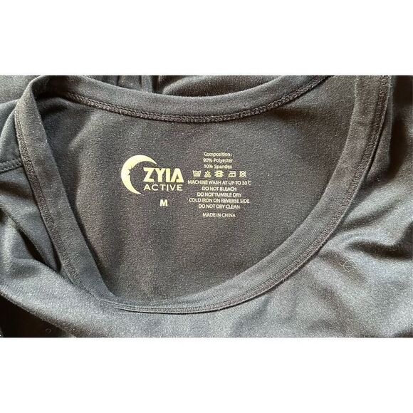 Zyia women’s short sleeve black athletic top size Medium.  #8-1532 - Picture 2 of 3